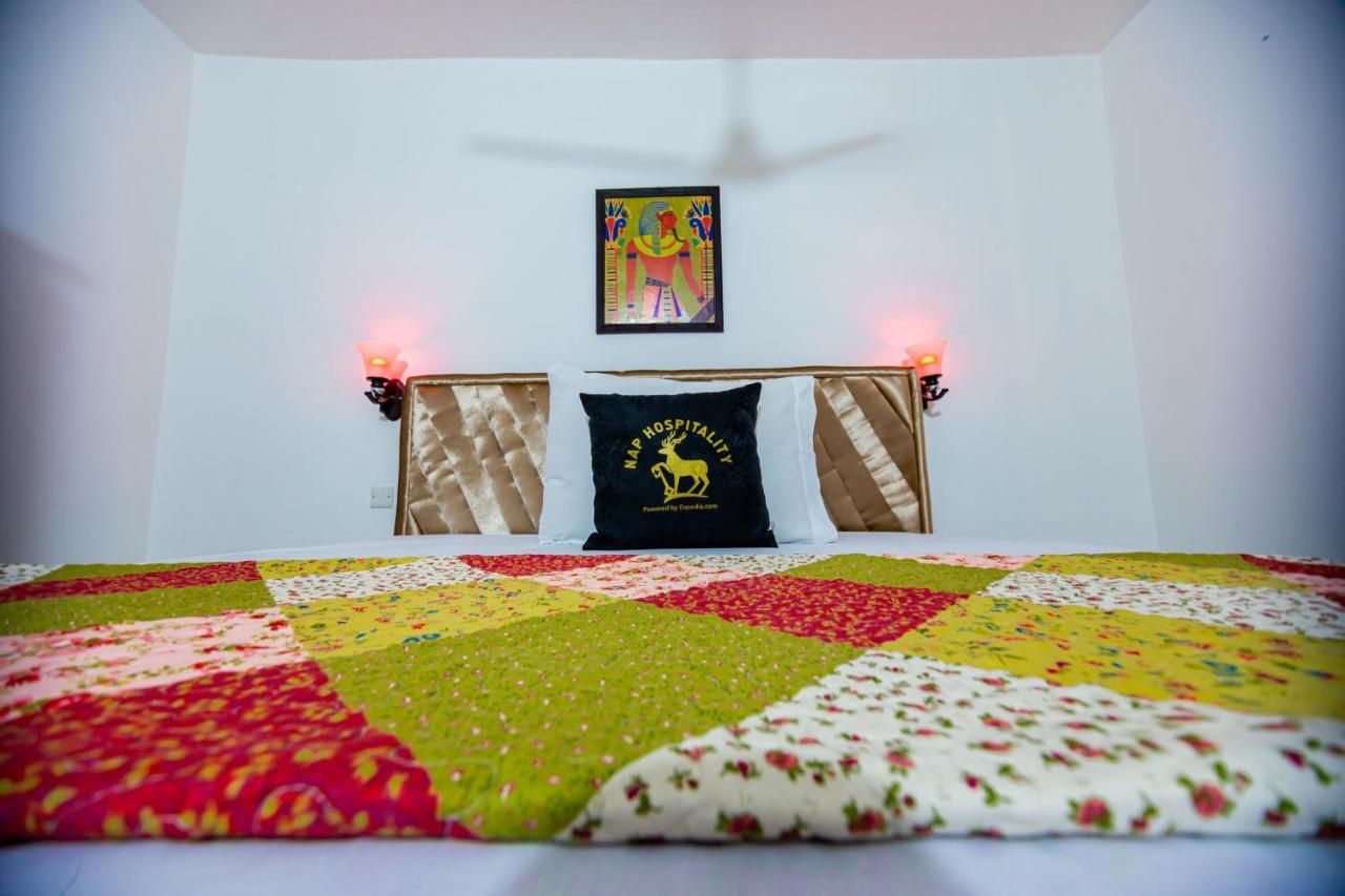 Nap Apartment Hotel Dansoman Eksteriør bilde